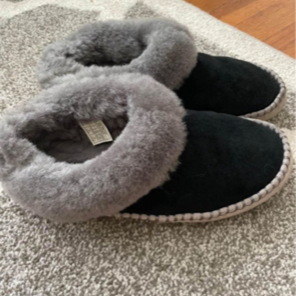 Ugg Wrin Slipper black grey fur Moccasin 7